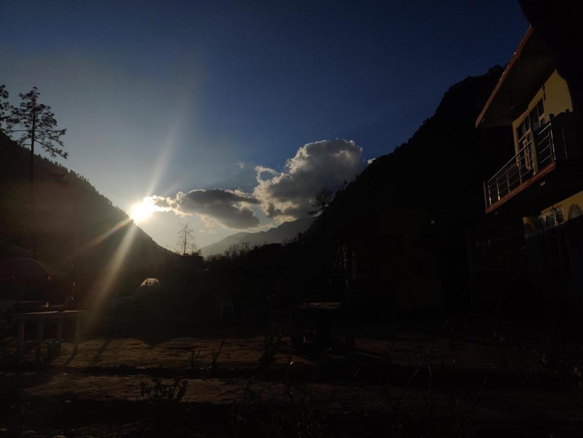 Breathe Inn Kasol Exteriör bild